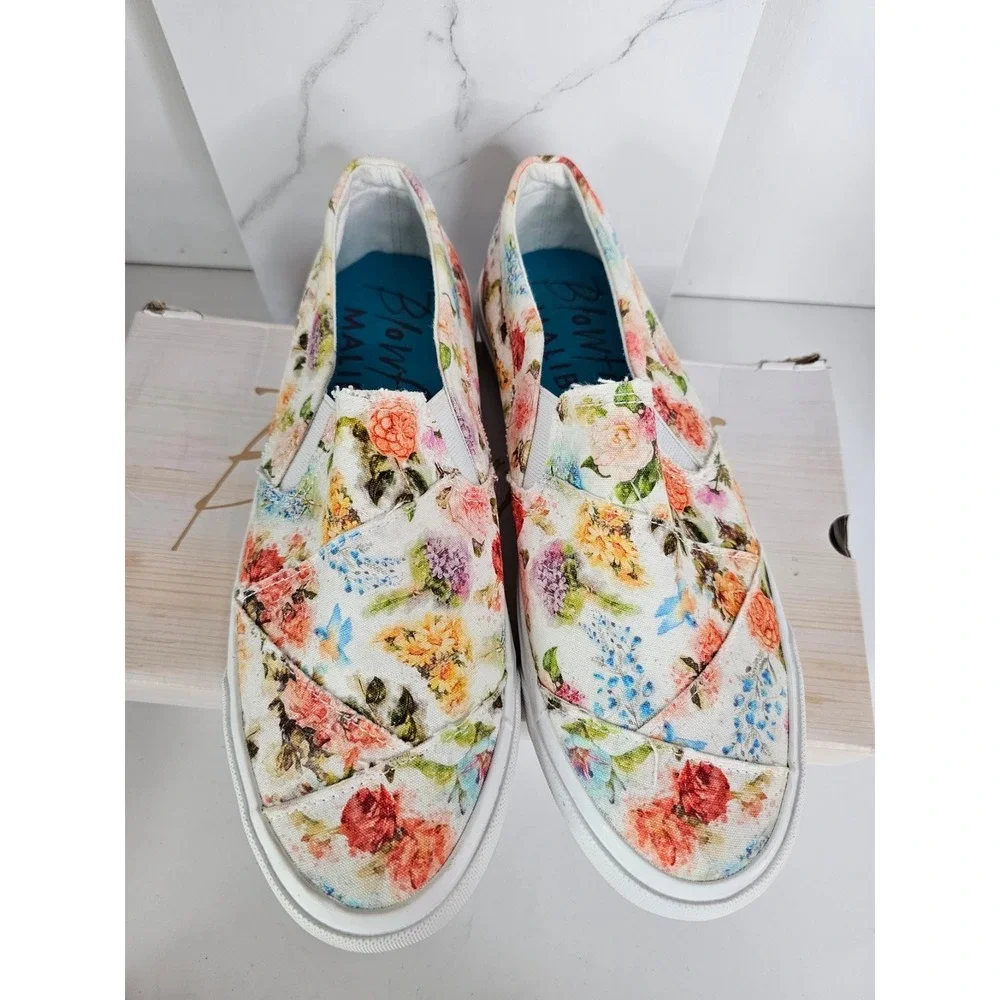 Blowfish Malibu Womens Floral Canvas Slip On Sneakers White Size 8.5